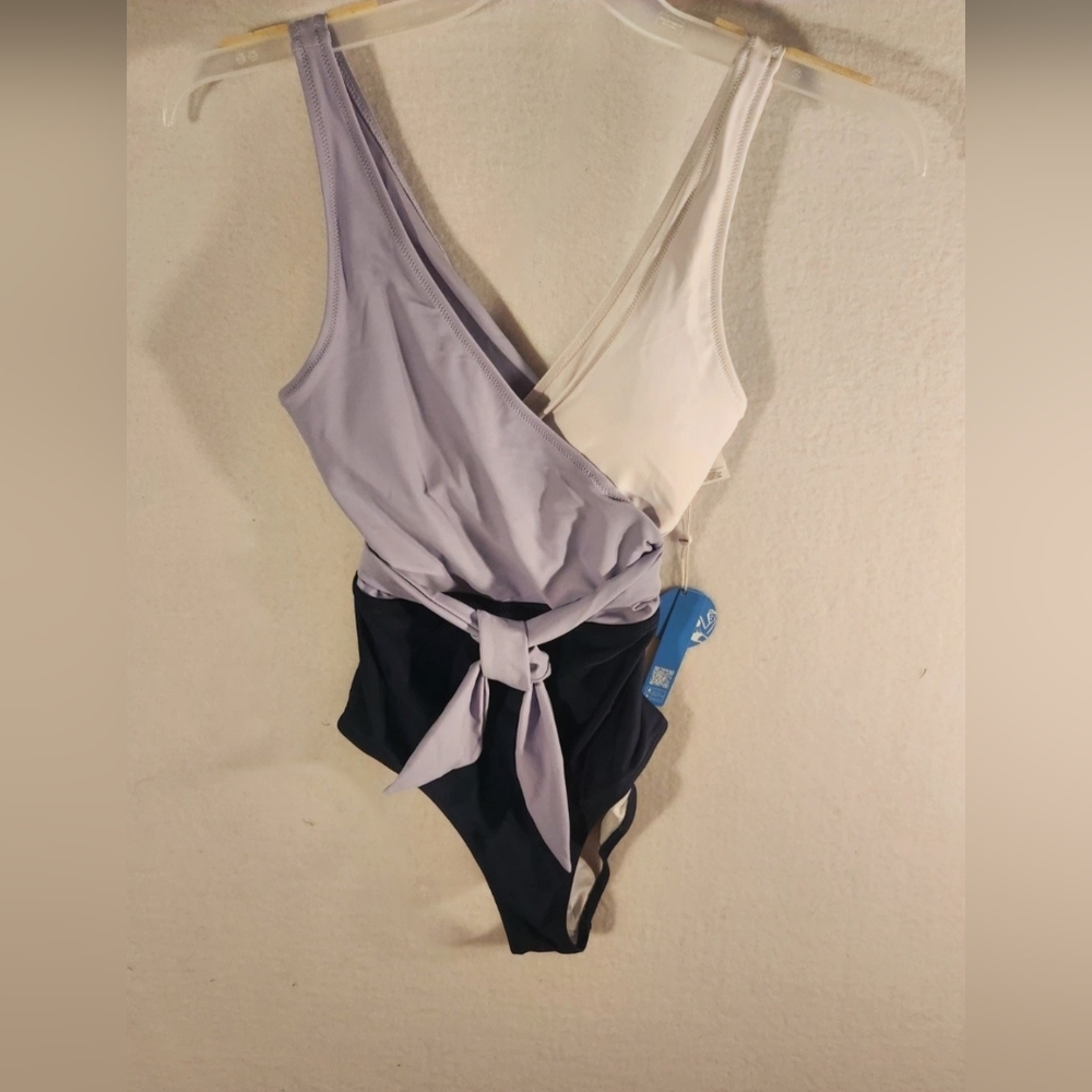 CUPSHE one piece wrap style swimsuit color block tie side Sz Small